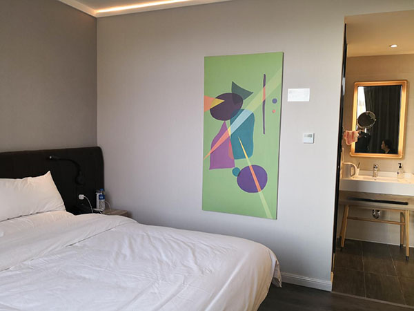 房內設施簡潔、素雅、干凈